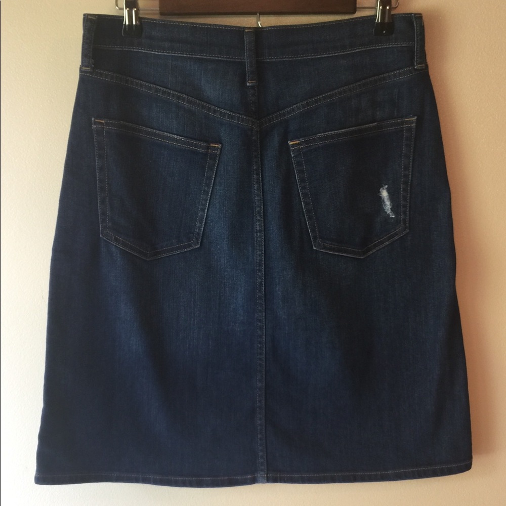 GAP 1969 Semi-Distressed Jean Skirt - Picture 2 of 7